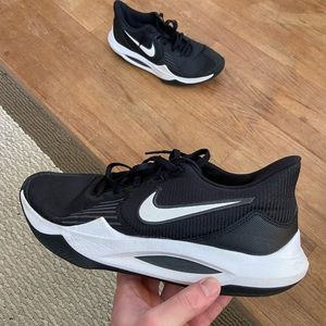 Nike precision 5 Men’s Basketball Shoes Size 12